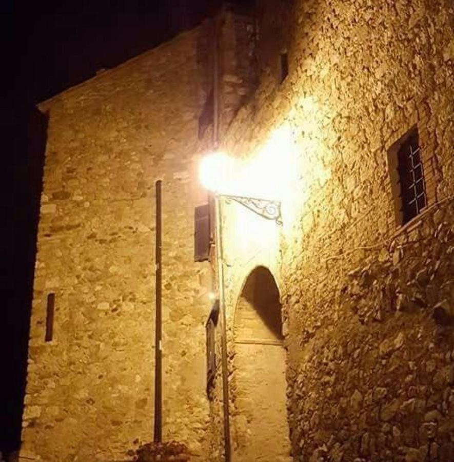 Beautiful Apartment With Exclusive Garden And Terrace Monteverdi Marittimo Esterno foto