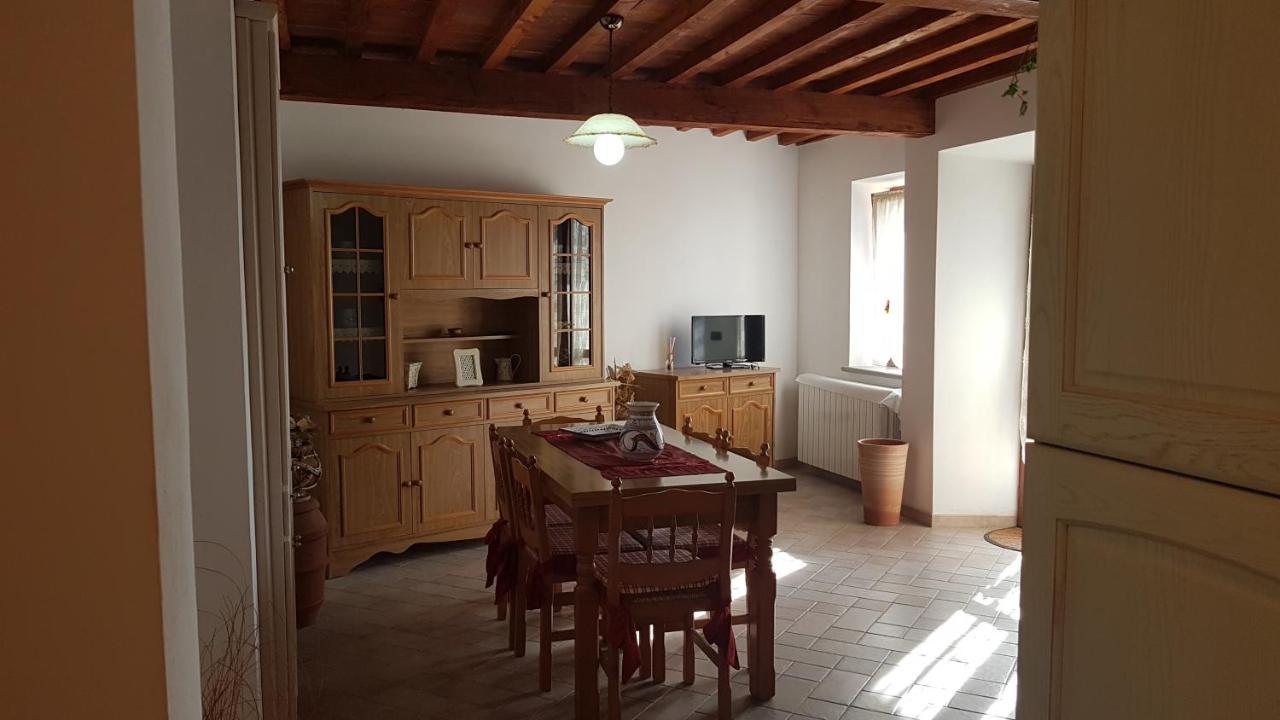 Beautiful Apartment With Exclusive Garden And Terrace Monteverdi Marittimo Esterno foto